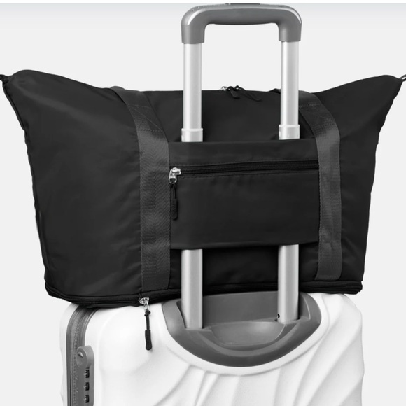 The Foldie Travel Bag - Picture 5 of 5